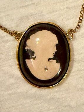 Vintage-Inspired black and Cream Cameo pendant necklace by Natasha Farina